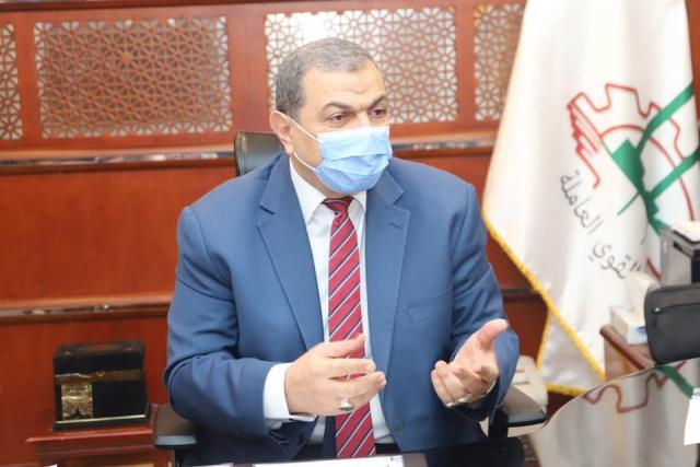 وزير القوى العاملة