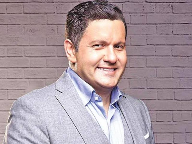 إدوارد يعلن إصابته بفيروس كورونا