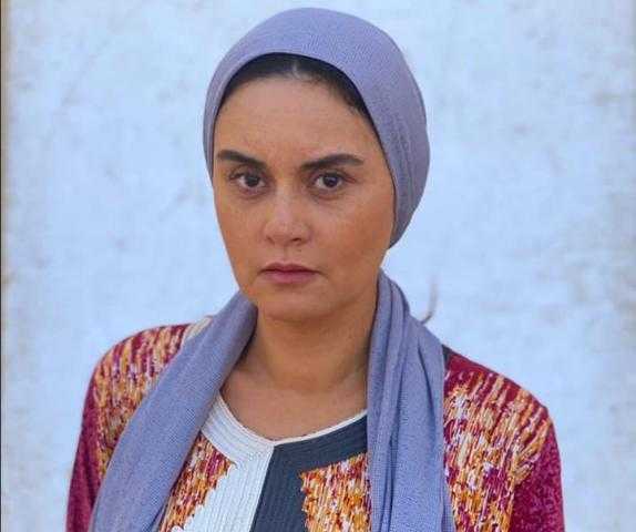 الإدمان يُعكر صفو حياة رشا مهدي في «لحظة ضعف»