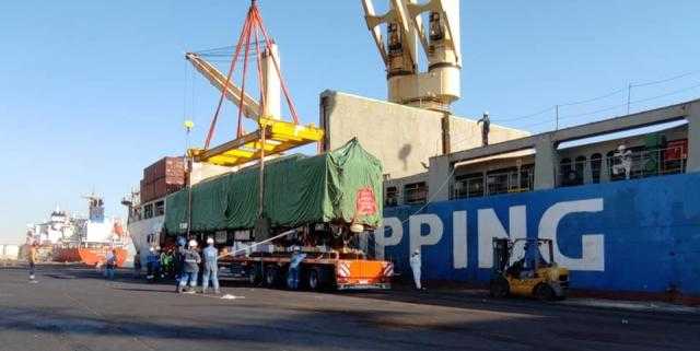بحمولة 165 ألف طن حديد.. «ميناء الأدبية» يستقبل أكبر سفينة «صب جاف» في السخنة