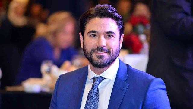 كلاكيت تاني مرة.. أحمد عز يهرب من ممثلة لبنانية شهيرة يوم خطبتهما
