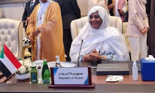 وزيرة الخارجية السودانية