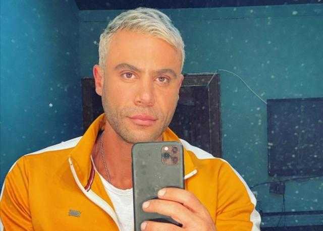 محمد إمام في مُعسكر مغلق للانتهاء من تصوير «عمهم»