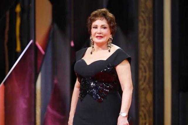 لبلبة: «محمد هنيدي دمه خفيف.. وسعيدة بالتعاون مع منى زكي في الجواهرجي»