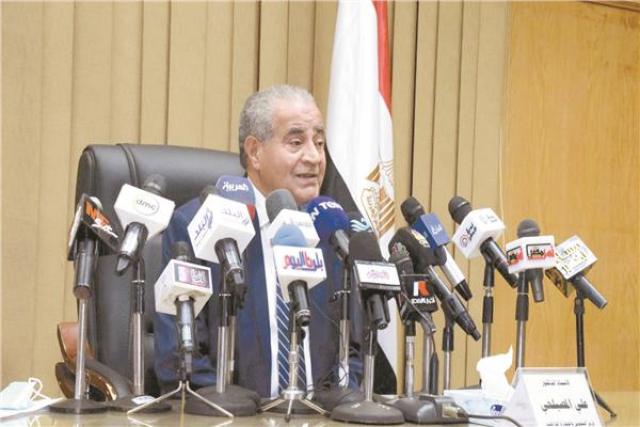 وزير التموين خلال المؤتمر الصحفى