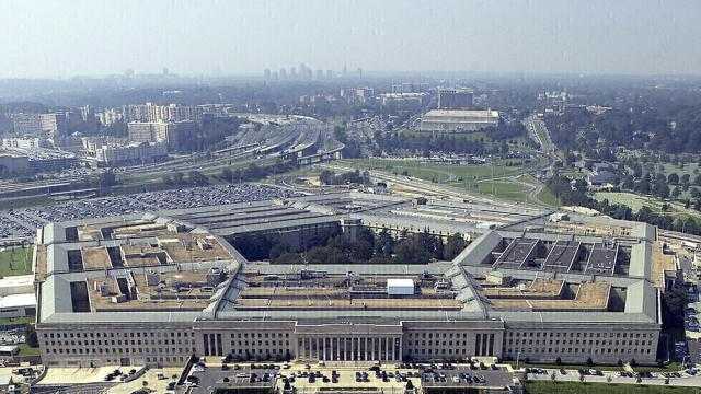 ”الدفاع الأمريكية” تدعو حلفاءها لبيع أسلحة دفاعية قاتلة إلى أوكرانيا