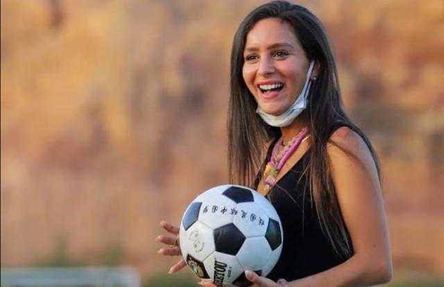 جميلة عوض: «خلقت بمشاعر أنثى في جسد رجل»