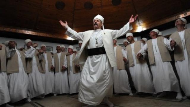 أرشيفية معبرة