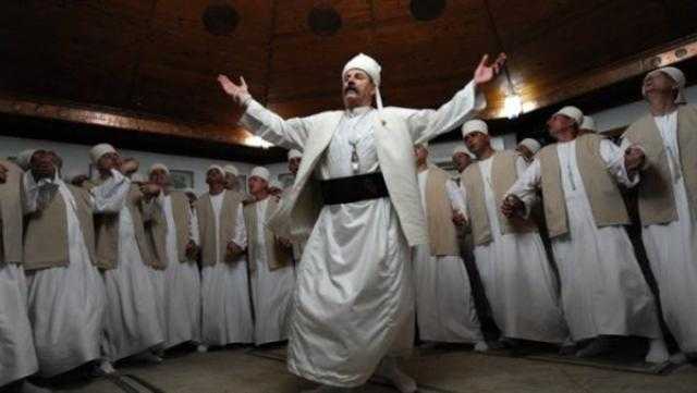 هل التّرجِّي بالنبي وآل البيت والكعبة حرام؟ «الإفتاء» تجيب