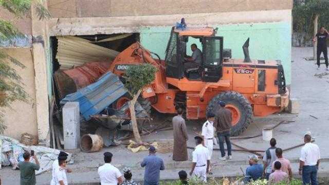 جهاز ٦ أكتوبر: استرداد 32 وحدة سكنية مخالفة وغلق 6 محلات بدون تراخيص