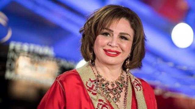 بالفيديو.. إلهام شاهين تثير الجدل بتصريحها :مش هناخد برأي الدين
