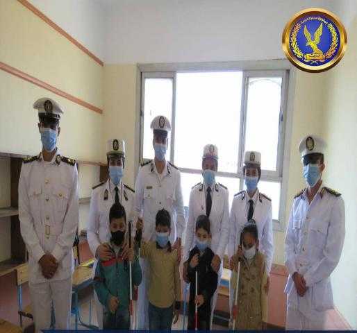 الداخلية تشارك الأطفال فرحتهم في الإحتفال باليوم العالمي للمكفوفين