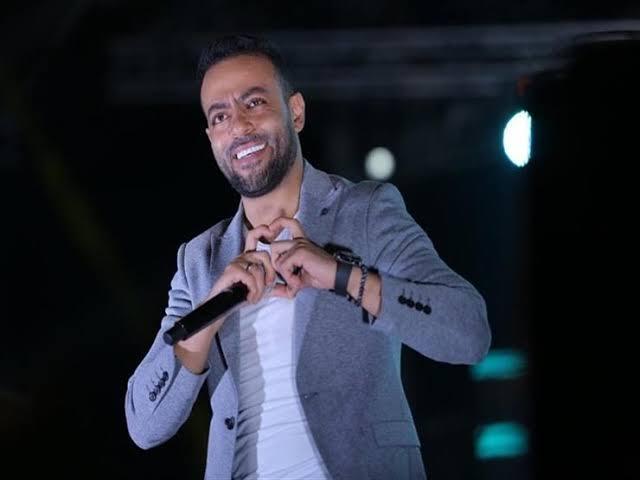 تامر عاشور 