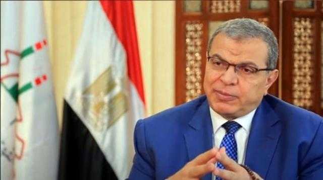 سعفان: الوزارة انتهت من إجراءات الربط الإلكترونى مع ليبيا لإلحاق العمالة المصرية
