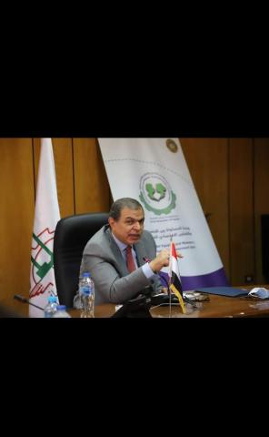وزير القوى العاملة