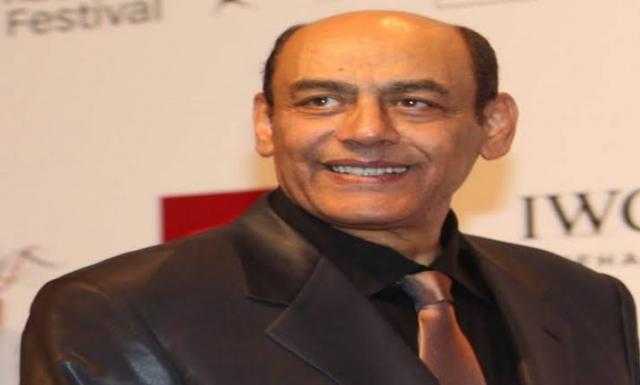 أحمد بدير ينضم لفريق عمل «نقل عام»