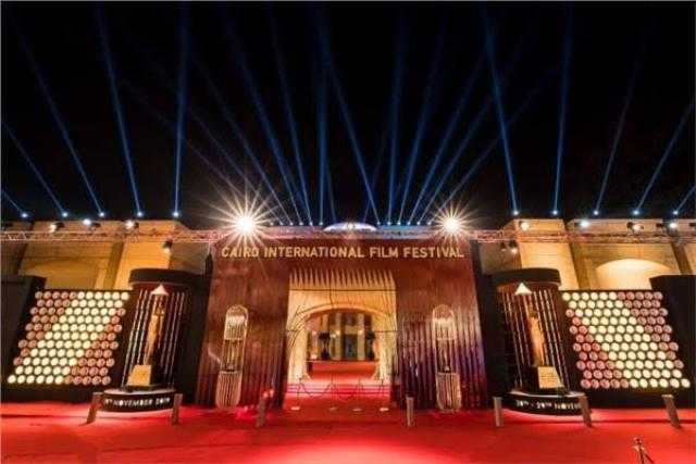 لمحاربة فيروس كورونا مهرجان القاهرة يرفع شعار «التطعيم للجميع»