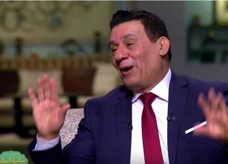 مدحت شلبي: مراتي مخلصة على كل فلوسي وبتطلب حاجات أوفر.. فيديو