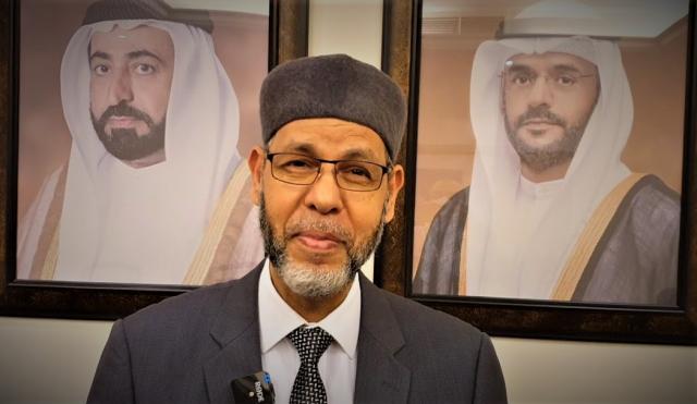 الدكتور محمد المستغانمي الأمين العام لمجمع اللغة العربية بالشارقة