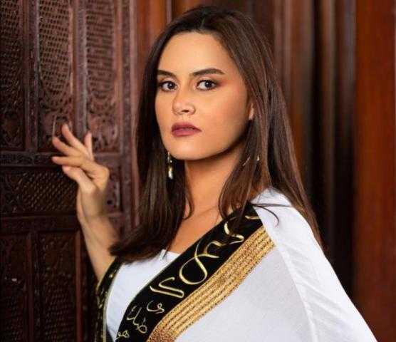 رشا مهدي تتبنى طفلة من دار أيتام