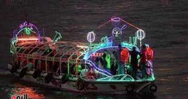 رصد 35 عائمة سياحية مخالفة للملاحة