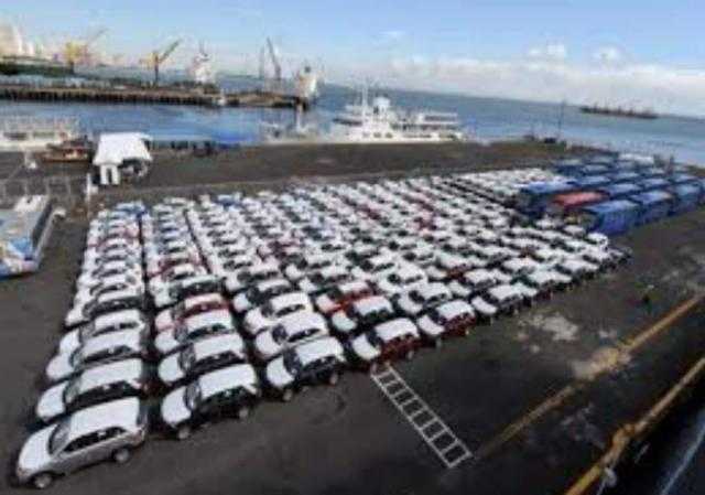 «جمارك السويس» تُفرج عن سيارات بقيمة 306 مليون أكتوبر الماضي