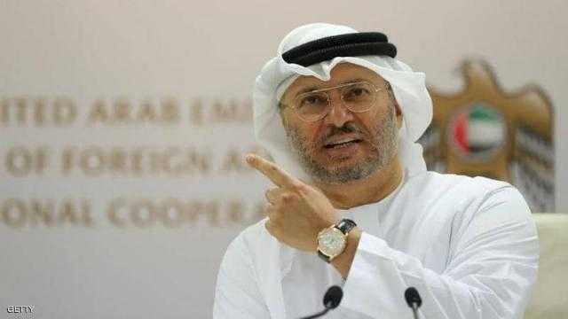 قرقاش: نبني جسورًا مع كل الدول ونعمل على تهدئة التوتر مع إيران