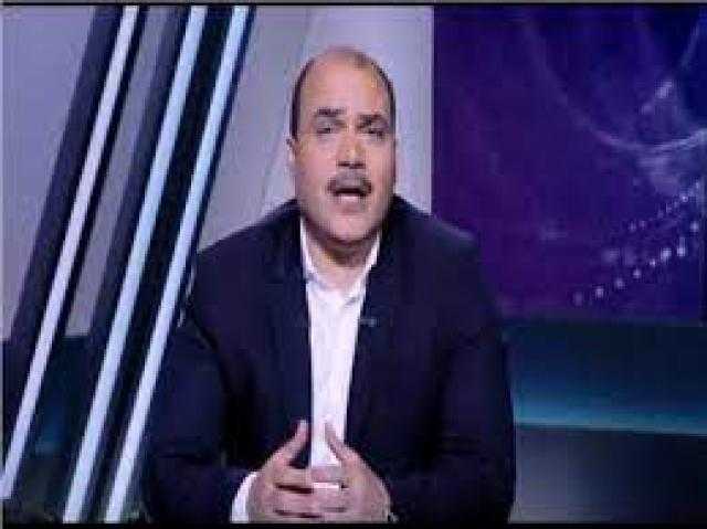 الباز منفعلًا: «هؤلاء تنظيم عصابي»