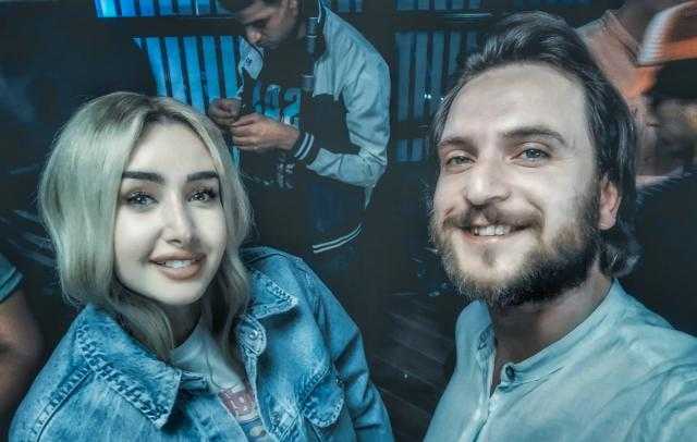 «أنا وهي» يجمع هنا الزاهد وأحمد حاتم وغباشي مع أشرف عبد الباقي