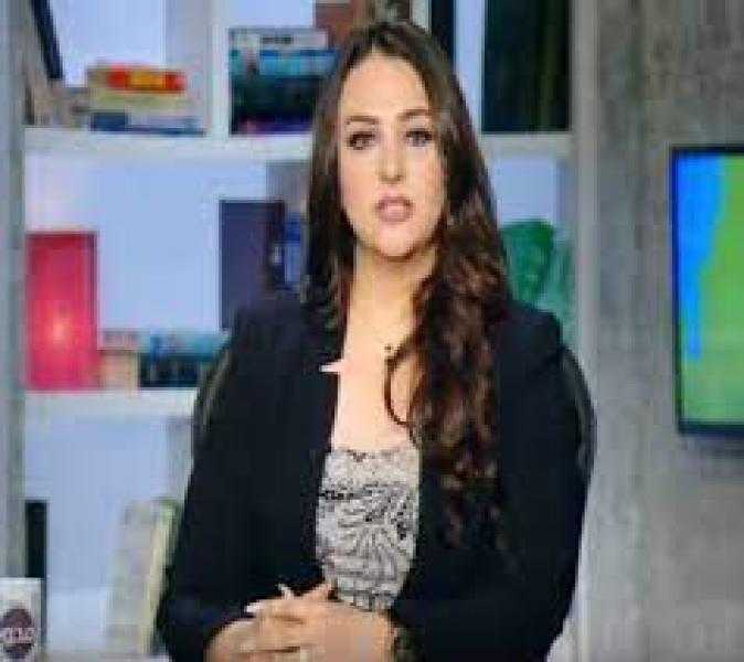 انهيار الإعلامية نهال طايل على الهواء بعد سماع مأساة ياسمين
