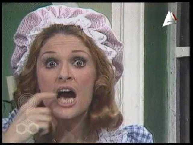 «بكلمة من الفوازير».. نيللي تداعب تامر أمين على الهواء «فيديو»