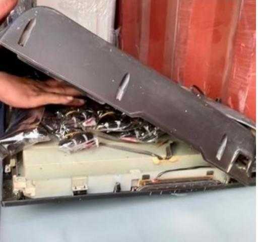 إحباط محاولة تهريب بضائع محظور تداولها بميناء بورسعيد (صور)