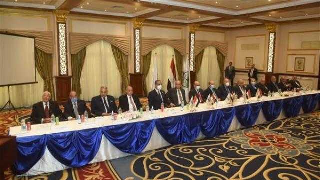 نادي القضاة يمنح المستشار أحمد الزند الرئاسة الشرفية