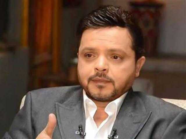 محمد هنيدي بعلن وفاة والد زوجته ويودعه بهذه الكلمات