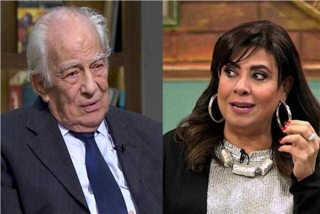 هجوم شرس على نشوى مصطفى بسبب رشوان توفيق