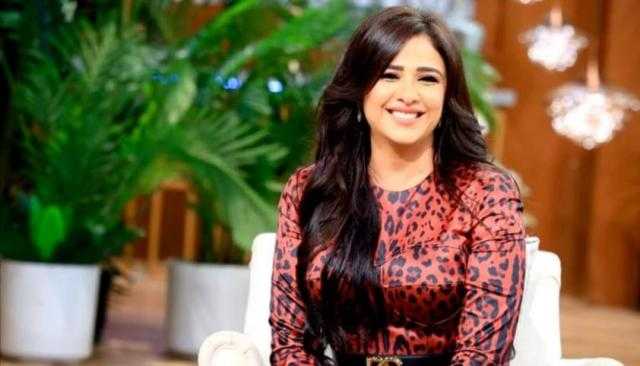 ياسمين عبد العزيز تخطف «التريند» في مصر والوطن العربي بـ«دقيقة ونص»