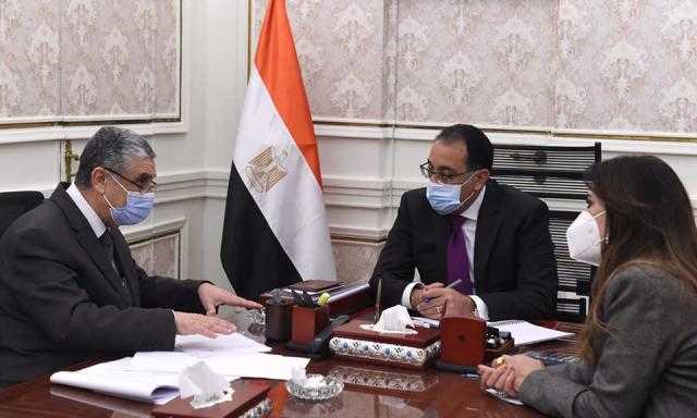 تفاصيل متابعات «مدبولي» ووزير الكهرباء لمشروعات «حياة كريمة»