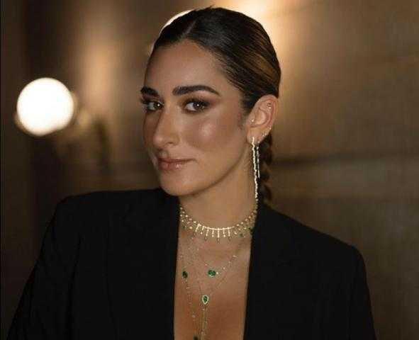 بإطلالة كلاسيكية.. أمينة خليل تخطف الأنظار في أحدث ظهور لها