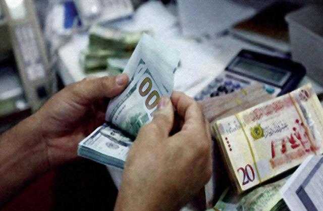 بتعاملات وصلت إلى 5 ملايين جنيه.. ضبط تاجر نقد أجنبي بسوهاج