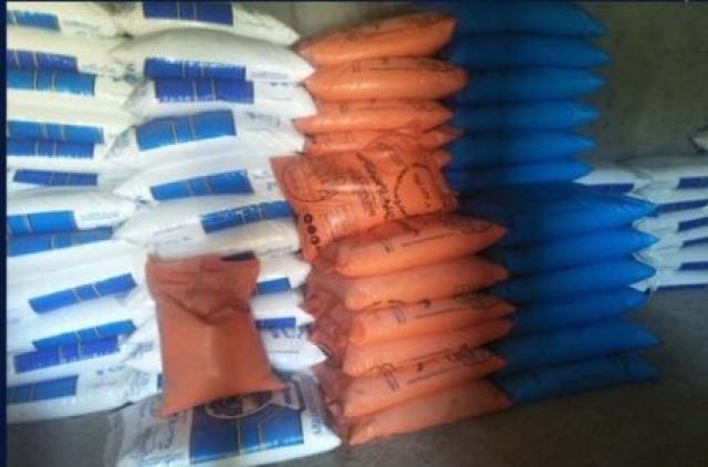 مصادرة 8.7 أطنان أسمدة وفول وذرة فاسدة بالدقهلية