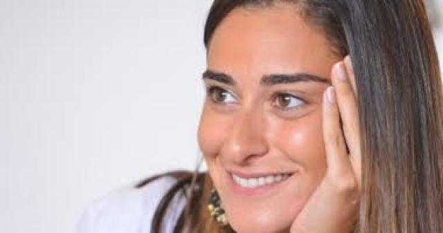 أمينة خليل: «اشتغلت في تنظيف الحمامات وأخضع للعلاج النفسي»