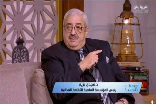 بها زئبق.. استشاري تغذية يفجر كارثة عن علب التونة