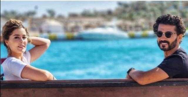 بالصورة.. أحدث ظهور لـ عائشة بن أحمد برفقة النبوي من كواليس «لون البحر»