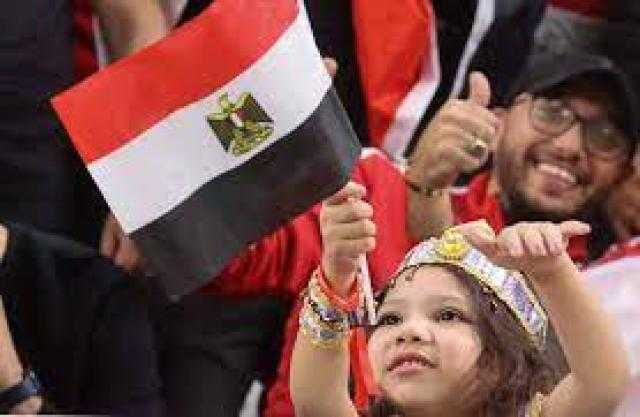 شاهد..  مشجعو منتخب مصر تؤازر فريقها من المدرجات أثناء مباراة الأردن