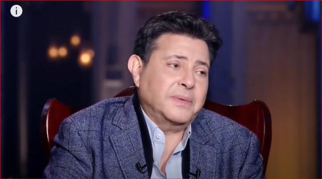 بالفيديو.. هاني شاكر باكيًا على ابنته: «فراق الضنا صعب»