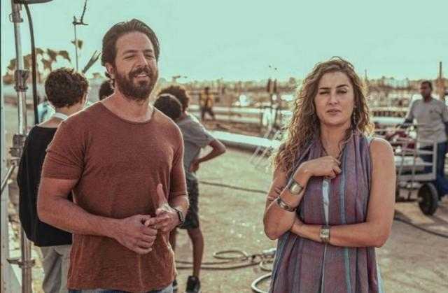 بالصورة.. عمل فني جديد يجمع عمر الشناوي وعائشة بن أحمد