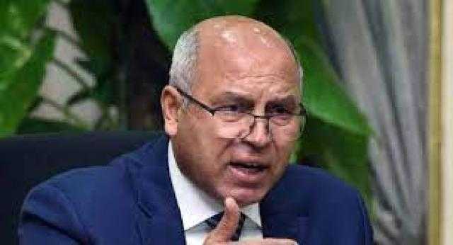 وزير النقل: «إنتوا بتعملوا كده ليه ولصالح مين»