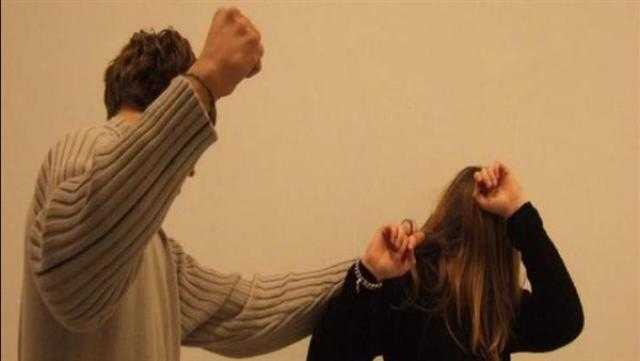 داخل أسوان.. صور زوجته عارية بسبب مصاريف الولادة