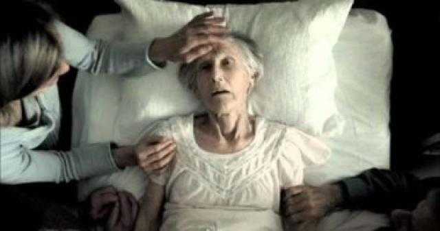 «لينطق الشهادتين».. 5 أمور افعلها عند احتضار شخص أمامك