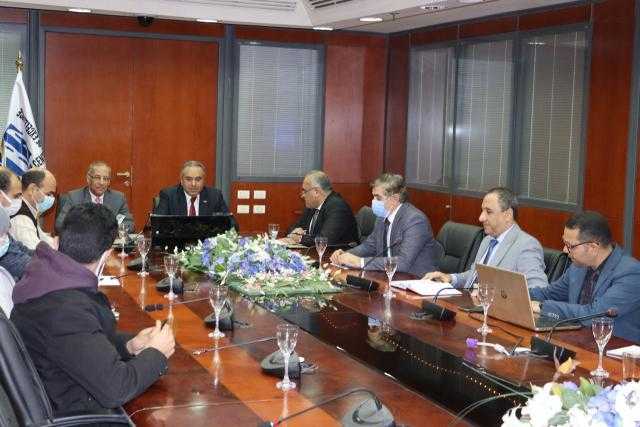 «مركز التميز العلمي والتكنولوجي يستقبل وفد «وكالة الفضاء المصرية»